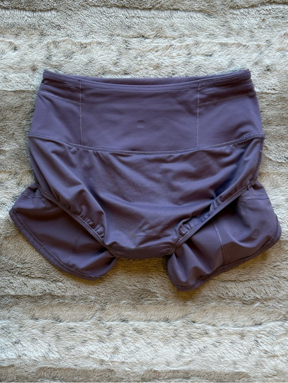 Lululemon Speed Up High-Rise Lined
Short 2.5" in Purple Ash Size 2 - Picture 11 of 16